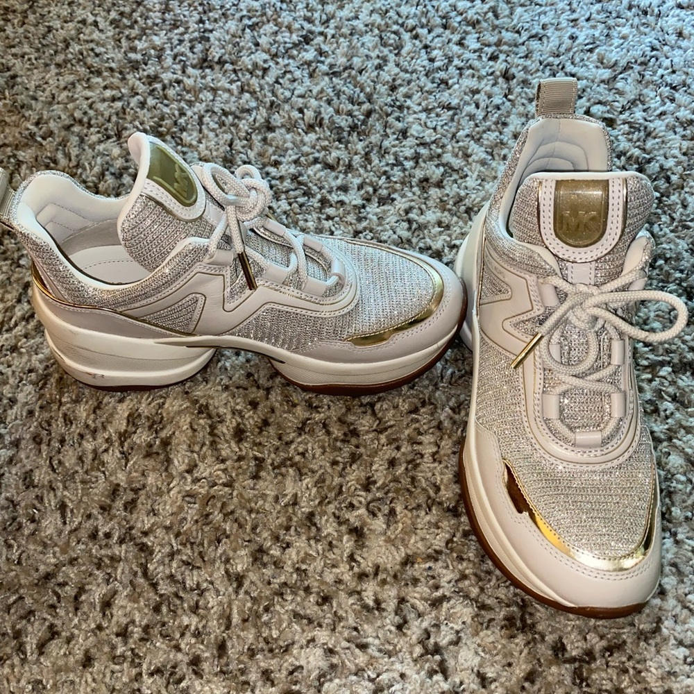 Stylish White and Gold Women's Sneakers